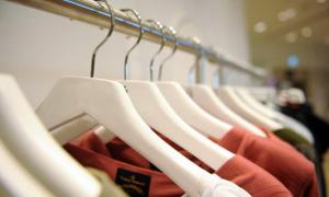 Азаров оголосив війну імпортному одягу