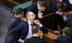Депутати продовжують блокувати парламент