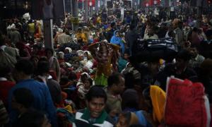 У тисняві на релігійному святі в Індії загинуло майже 40 паломників