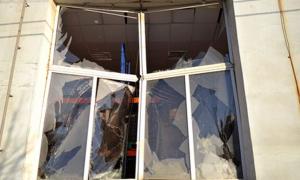 Челябінцям поміняють шибки у вікнах, а балкони доведеться склити самим  