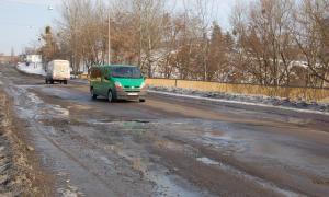 Майже 1,5 мільйона квадратних метрів доріг всипані ямами