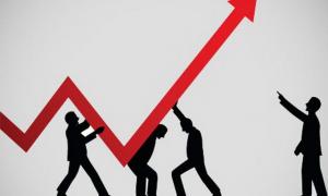 Українська економіка за рік втратила 14 млрд. доларів задля утримання курсу гривні