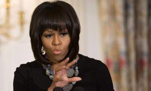 Мішель Обама обстригла чубчик через кризу середнього віку