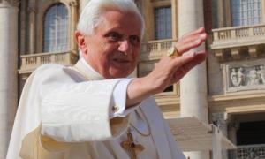 На останній аудієнції Папа Бенедикт XVI поговорив із президентом Італії