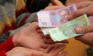 Найменші зарплати мають лікарі, листоноші та працівники сільського господарства
