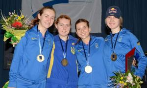 Команда українських шаблісток здобула Кубок світу з фехтування