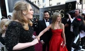 Еністон попросила Адель заспівати на її весіллі