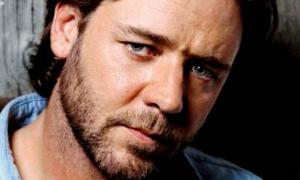 Рассел Кроу сфотографував НЛО 