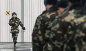 В українській армії служить понад 47 тисяч представниць слабкої статі 