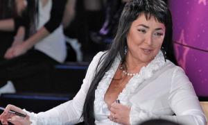 Лоліта стрімко набирає вагу через рідкісний діагноз