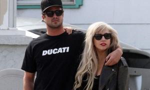 Влітку Lady Gaga піде під вінець