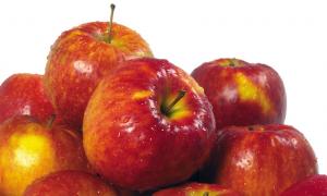Яблука і зелень — найкорисніші для нирок продукти