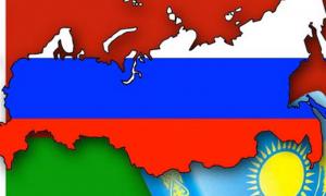 У Казахстані ініціюють референдум по виходу з Митного Союзу