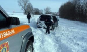 На Волині, Рівненщині та Львівщині досі ускладнено рух транспорту