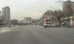У Дніпропетровську авто в’їхало у зупинку. Четверо людей загинуло