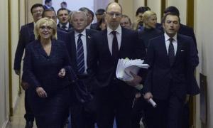 Опозиція зібрала 174 підписи за відставку уряду Азарова