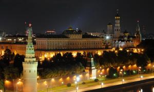 Путін підтримає екологів і на годину вимкне світло у Кремлі