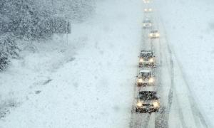 Через снігопад ДАІ обмежила рух транспорту в двох областях