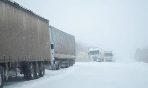 Україна потерпає від чергової сніжної п’ятниці
