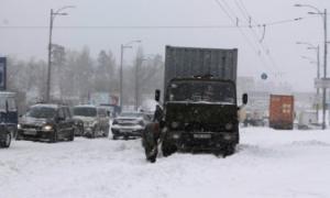 Протягом дня у столиці будуть відновлені майже всі автобусні маршрути