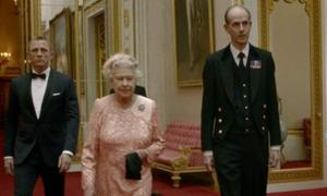 Британська королева сама хотіла знятися у ролі напарниці Бонда