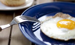 Американські вчені радять снідати яєчнею