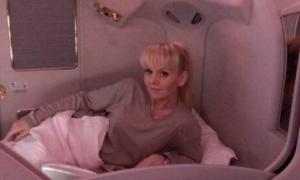 Валерія похизувалась літаком зі спальнями