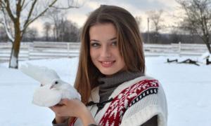 Міс Україна 2013 стала студентка-іконописець із Прикарпаття 