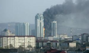 Хмарочос у Грозному майже повністю охоплений вогнем 