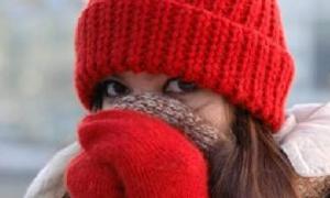 Синоптики радять не припиняти опалювальний сезон 15 квітня і не ховати далеко теплий одяг