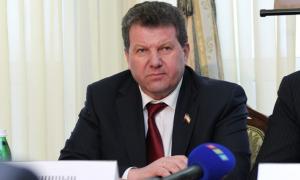 Куніцин, ставши депутатом «УДАРу», втратив 300 гектарів кримської землі