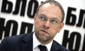 Власенко: Більшість перебіжчиків включені у список «Батьківщини» за квотою «Фронту змін»