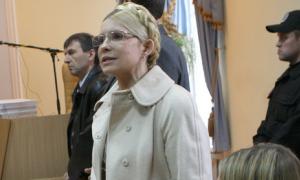 Тимошенко просить журналістів приїхати в лікарню, щоб її нарешті пустили на суд 