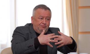 Клімчук за минулий рік отримав 146 тисяч гривень зарплати і 125 тисяч пенсії
