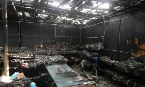 У Криму на речовому ринку згоріли ряди з весільними сукнями і тканинами