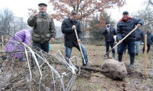 Луцьк приєднався до всеукраїнського суботника, організованого ПриватБанком 