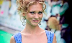 Харламов змушує Асмус їсти мучне