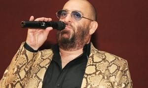 Шуфутинський у день присвоєння звання заслуженого артиста зламав руку