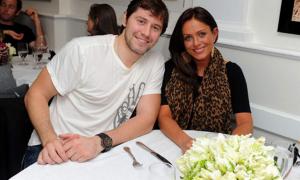 Співачка Юлія Началова передумала виходити заміж за хокеїста