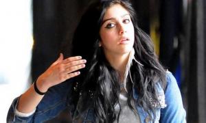 Донька Мадонни пофарбувала волосся в зелений колір