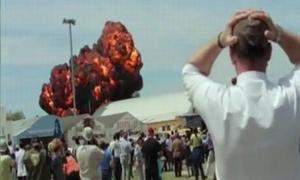 Літак впав на авіашоу в Мадриді: пілот загинув, 18 людей поранено