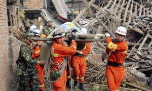 З-під завалів у Бангладеш витягли уже понад 700 тіл