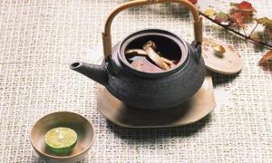 Дві чашки чаю на день забезпечать організм антиоксидантами