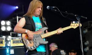 Від раку помер бас-гітарист рок-гурту Uriah Heep