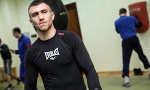 Василь Ломаченко переходить у професійний бокс