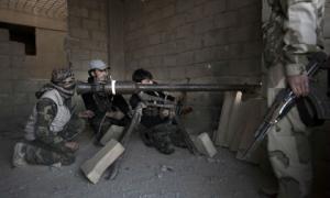 Країни Євросоюзу зняли ембарго на постачання зброї сирійським повстанцям