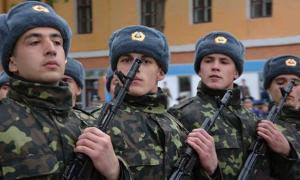 Осінній призов останнім не буде — контрактну армію відклали до 2017 року