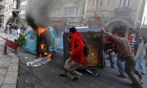 В Стамбулі тривають масові заворушення