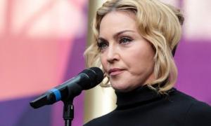 Мадонна спотворила обличчя ботоксом