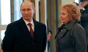 ЗМІ: Розлучення може покращити рейтинг Путіна